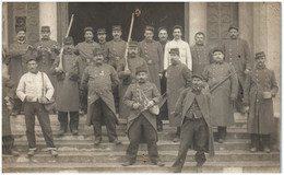 Groupe De Soldats - Photographie Galdin, Montpellier - Guerra 1914-18