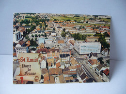 ST LOUIS 68 HAUT RHIN ALSACE PORTE DE FRANCE AU FOND A GAUCHE HUNINQUE A DROITE BALE VUE AERIENNE CPM 1981 - Saint Louis