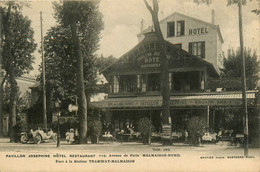 Rueil Malmaison * Le Pavillon Joséphine * Hôtel Restaurant * 119 Avenue De Paris * Automobile Voiture Ancienne Cabriolet - Rueil Malmaison