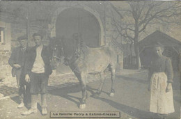 BELGIQUE / BELGIË // PROVINCE LUXEMBOURG // LA FAMILLE PETRY A ESTINE-EREZEE // TRES RARE CARTE PHOTO // - Erezée