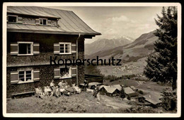 ALTE POSTKARTE HIRSCHEGG HAUS BERGHEIMAT 1953 SONNENLIEGEN SONNEN WALSERTAL Kleinwalsertal Ansichtskarte AK Postcard Cpa - Kleinwalsertal