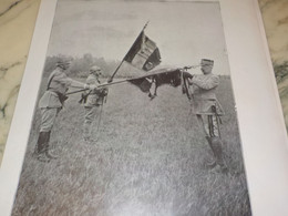 ANCIENNE PUBLICITE 2 DRAPEAUX DECORE PAR  LE MARECHAL PETAIN  1917 - Banderas