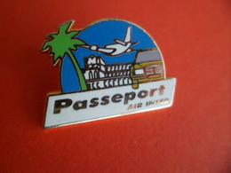 Pins EGF Avion Aviation Passeport  AIR INTER  - Signé BALLARD - Avions