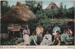 PORTUGAL MADEIRA Costumes Bordadeiras - Madeira