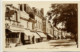 CPA 41 SELLES SUR CHER Place De L'Eglise Immeubles Hôtel Lion D'or Magasins - Selles Sur Cher