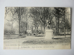 CPA N° 59 - Charleville - Square De La Gare - Le Combat De Coqs - A. Gelly - Impr Van Praet - René Galleron- 1904 - Charleville