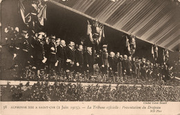 St Cyr L'école * Carte Photo * Le Roi Alphonse XIII Le 02 Juin 1905 * La Tribune Officielle * La Présentation Au Drapeau - St. Cyr L'Ecole