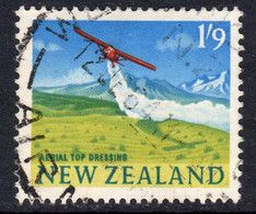 New Zealand 1960 1/9d Crop Dusting Definitive, Used, SG 795 - Used Stamps