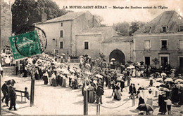 LA MOTHE SAINT HERAY MARIAGE DES ROSIERES  SORTANT DE L EGLISE - La Mothe Saint Heray