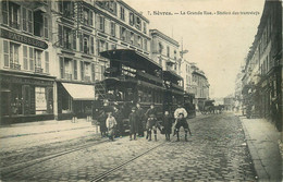 HAUTS DE SEINE  SEVRES  La Grande Rue Station Des TRAMWAYS - Sevres