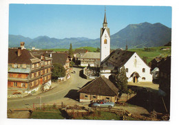 SCHWARZENBERG Dorfplatz Auto - Bregenzerwaldorte