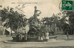 Agde * Place Et Statue De La République * Le Collège - Agde