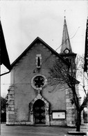 Monnetier * Carte Photo * La Place De L'église Du Village - Andere & Zonder Classificatie