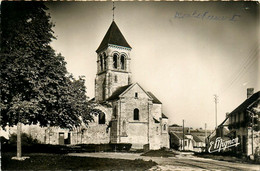 Montchauvet * Rue Et Place De L'église - Autres & Non Classés