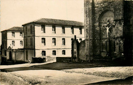 Aire Sur Adour * Route Et Le Collège Moderne Des Jeunes Filles * Vue Partielle De L'église Du Mas * école - Aire