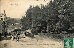 La Bourboule * Le Tramway Tram Et Le Parc Fenestre * Une Rue - La Bourboule