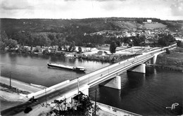 Mantes * Vue Sur Le Nouveau Pont * Péniche Batellerie - Mantes La Ville