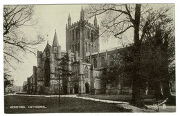 Ref 1445 - Early Raphael Tuck Silverette Postcard - Hereford Cathedral Herefordshire - Herefordshire