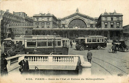 Paris * 10ème * Gare De L'est * Entrée Du Métropolitain Métro * Autobus Bus - Metropolitana, Stazioni