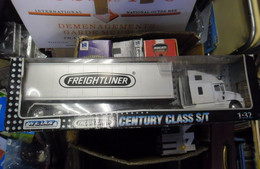 CAMION SEMI REMORQUE 1:32 WELLY - FREIGHTLINER Century Class S/T CONTENEUR - Scale 1:32