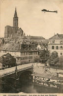 Strasbourg * Vue Prise Du Quai Des Pêcheurs * Bateau Lavoir * Avion Aviation - Strasbourg