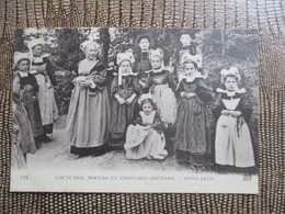 29 PONT AVEN COUTUMES MOEURS ET COSTUMES BRETONS ANIMEE - Pont Aven