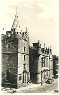 REAL PHOTOGRAPHIC POSTCARD - COUNTY BUILDINGS AND HIGH STREET - TAIN - WITH GOOD POSTMARK - Ross & Cromarty