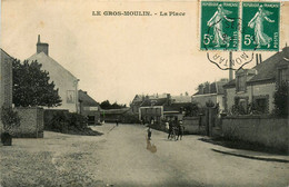 Amilly * Village Hameau LE GROS MOULIN * La Place - Amilly