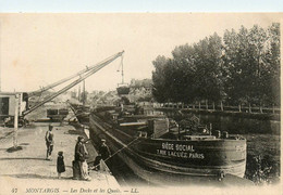 Montargis * Les Docks Et Les Quais * Péniche Batellerie - Montargis