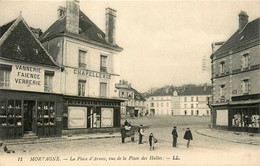 Mortagne Sur Sèvre * La Place D'armes * Vue De La Place  Des Halles - Mortagne Sur Sevre