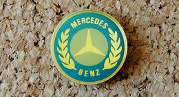 Pin's MERCEDES BENZ Logo Diamètre 22mm Verni époxy Fabricant Inconnu - Mercedes