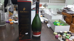 France-REMY MARTIN-cognac Fine Champagne(40%%)-(700ml)-good-botlle+box - Whisky