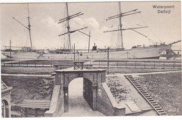 Delfzijl Waterpoort Zeilschip V678 - Delfzijl