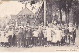 Wierden Stationsstraat Kinderen D417 - Wierden