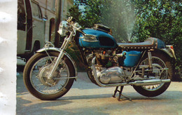 TRIUMPH BONNEVILLE 725 - Motos