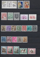 Vatican – Vaticono – Vaticaan - Small Lot Of Mint Stamps MNH (**) (Lot 441) - Collezioni