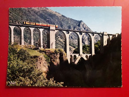 LE PONT DE CHEMIN DE FER SEJOURNE LIGNE SNCF VILLEFRANCGE DE CONFLENT ET LA TOUR DE CAROL - Ouvrages D'Art