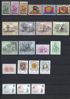 Vatican – Vaticono – Vaticaan - Small Lot Of Mint Stamps MNH (**) (Lot 469) - Collections