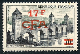 REUNION 1957-59 - Yv. 339 (=FR 1119 + Surch) **   Cote= 7,50 EUR - Pont Valentré De Cahors  ..Réf.FRA29273 - Unused Stamps