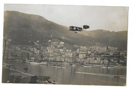 MONACO - ROUGIER SUR AEROPLANE BIPLAN AU DESSUS DU PORT - CARTE PHOTO - ....-1914: Precursors