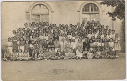 D30 - SUMENE - CARTE PHOTO - Inscriptions Au Verso : Souvenir Cu Camp Des Cevennes 1941 + Cachet : Photo Catanzano - Sumène