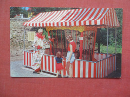 Merry Clown Feeds The Monkeys At Storytown USA    4  Miles South Of Lake George New York >   Ref 4609 - Lake George