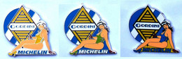 SERIE DE 3 PINS PIN'S PIN-UP BRUNES RENAULT GORDINI, MICHELIN, 45mm - Renault