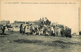 Le Crotoy * Fête Du Syndicat Des Baigneurs * Construction D'un Fort De Sable * Jeu De Plage Château Sable - Le Crotoy