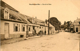 Noyelle Sur Mer * La Rue De La Gare * Hôtel Des Voyageurs * Pompe à Essence - Noyelles-sur-Mer