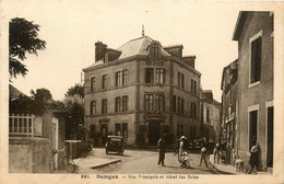 Damgan * Rue Principale Et Devanture Hôtel Des Bains - Damgan