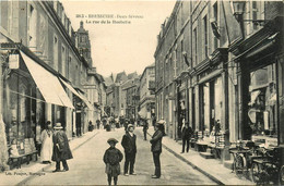 Bressuire * La Rue De La Huchette * Commerces Magasins - Bressuire