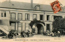 égriselles Le Bocage * Hôtel DELION * Intérieur De La Cour * Automobiles Anciennes De Marque ? Autos - Egriselles Le Bocage