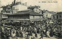 Reims * La Place Des Marchés * Marché Foire Marchands * Voir Cachet Au Dos " Commission De Gare De Reims " - Reims