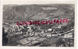 72- ST SAINT LEONARD DES BOIS - VUE D' ENSEMBLE - DANS LE FOND NARBONNE - CARTE PHOTO 1942 - SARTHE - Saint Leonard Des Bois